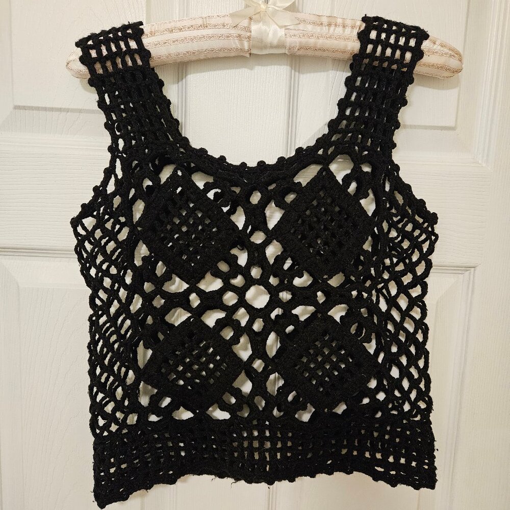 Vintage 1970s Crocheted Vest XS